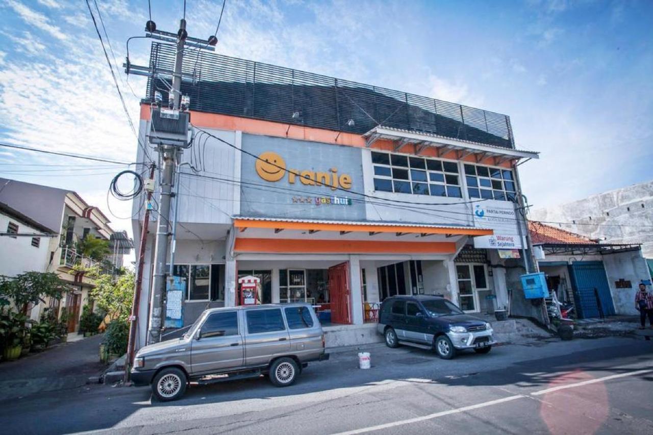Reddoorz At Siwalankerto Surabaya Ξενοδοχείο Εξωτερικό φωτογραφία